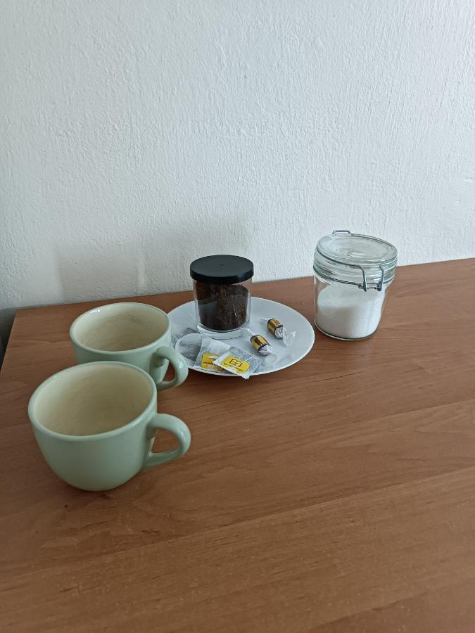 ורשה Hostel Sunrise Liwska מראה חיצוני תמונה